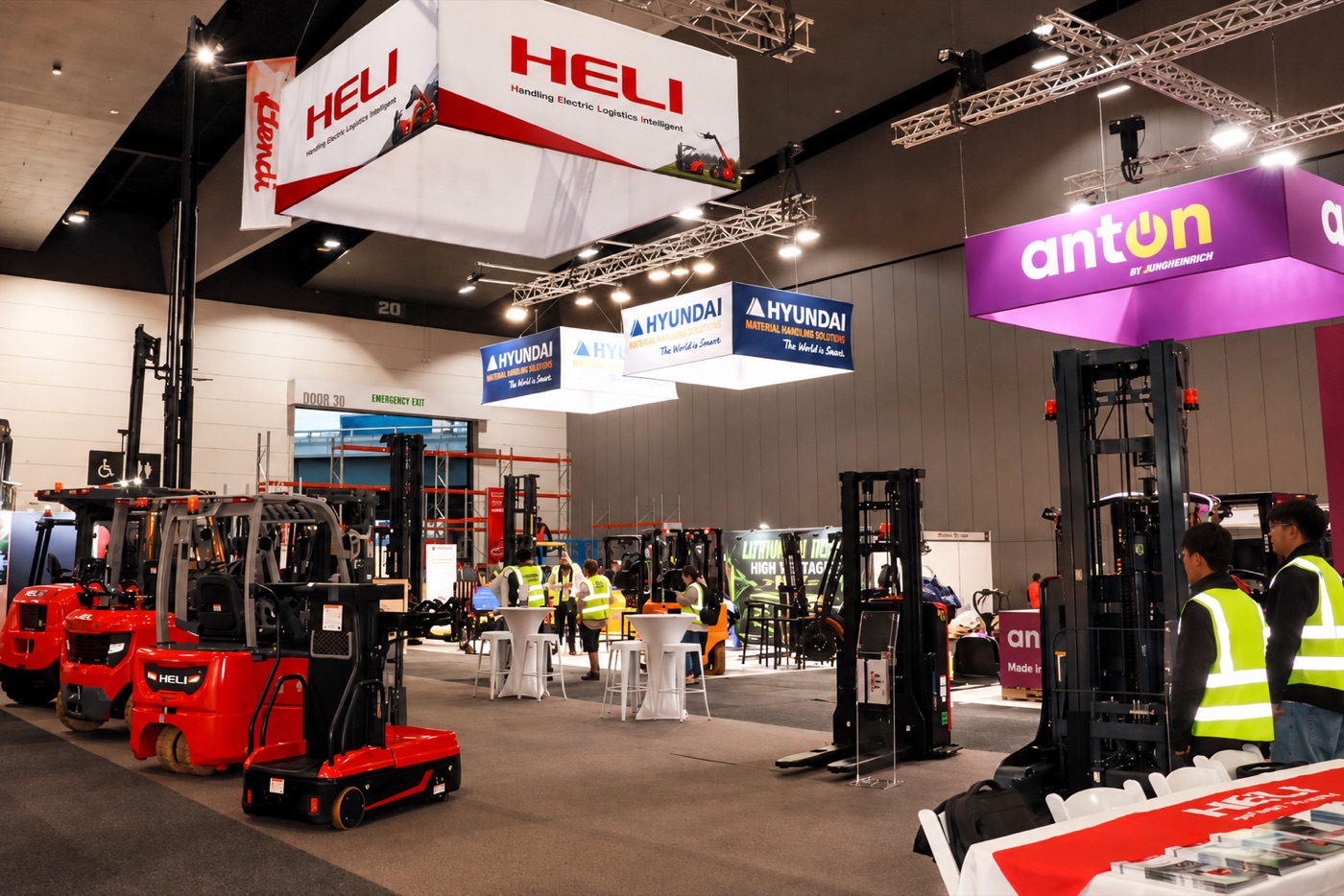 Estand de HELI en la feria CeMAT Australia 2026